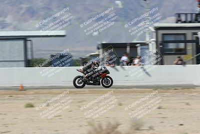 media/Oct-05-2025-CVMA (Sun) [[beeef4f201]]/Race 10-Formula Lightweight Twins Shootout/